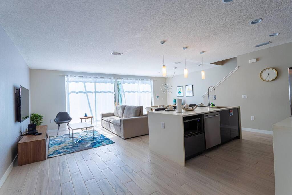 Charming Four Bedrooms Townhome With Private Splash Pool At Le Reve Resort Kissimmee Esterno foto